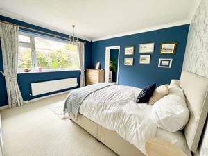 Photo 11- click for photo gallery